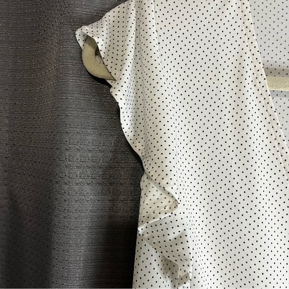 Banana Republic Wrap Blouse Top White Black Polka Dot Cap Sleeve - Picture 3 of 7